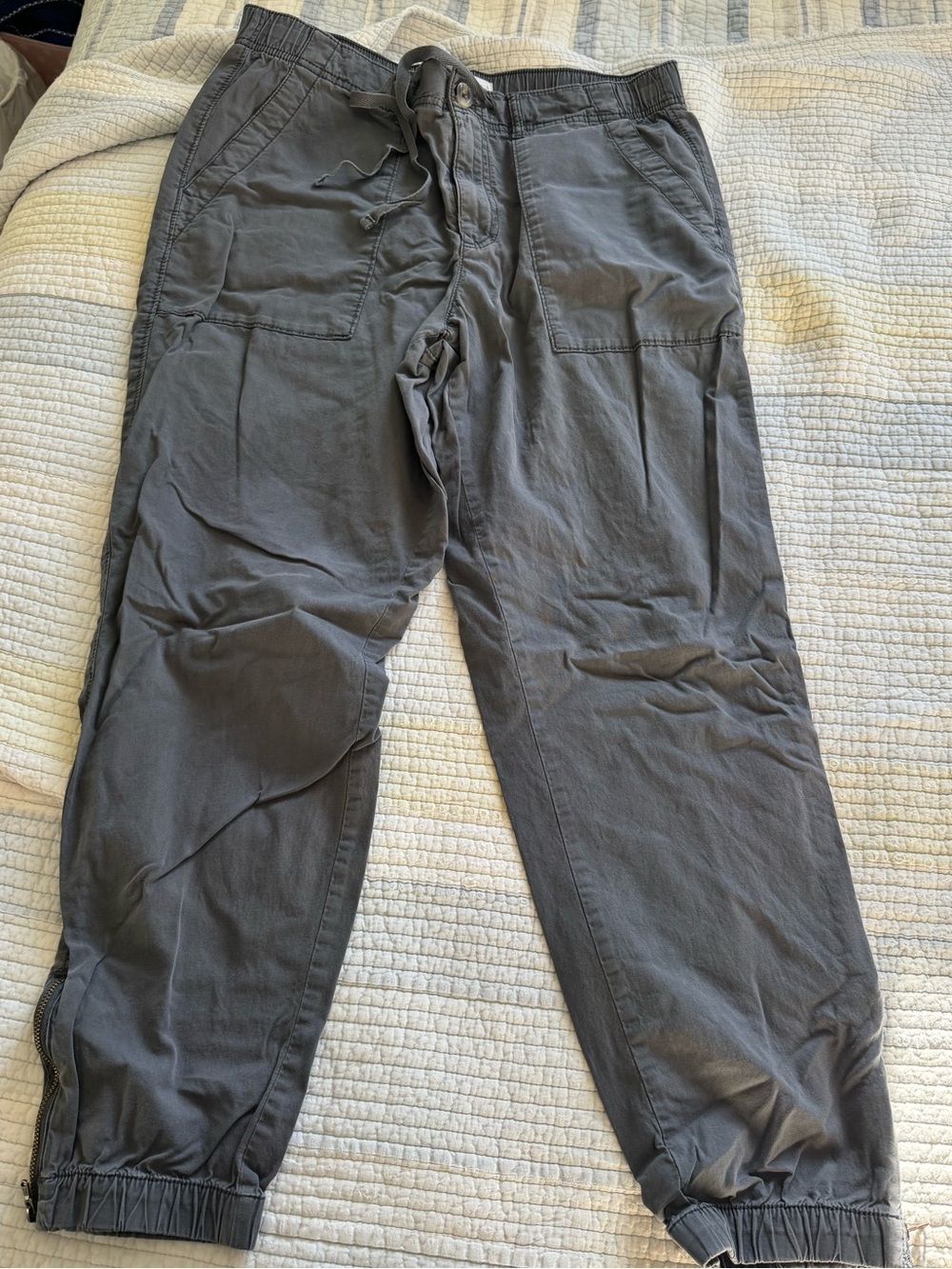Women’s Casual Drawstring Jogger Pants - Charcoal Gray